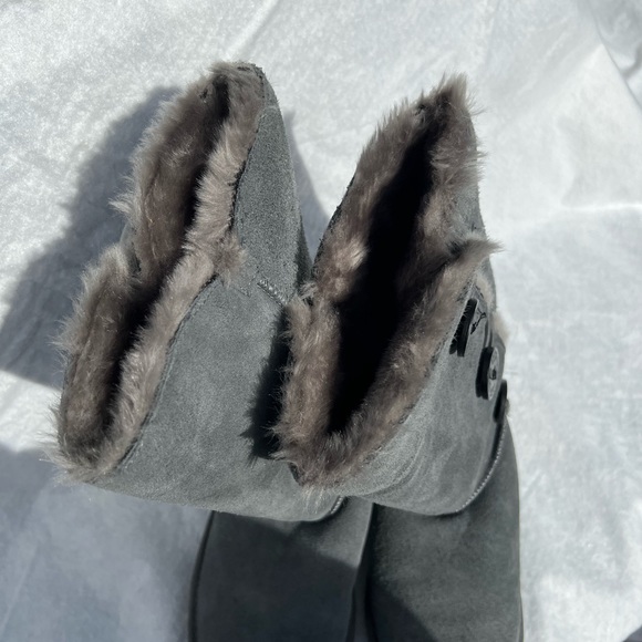 Winter Boots - Picture 4 of 4